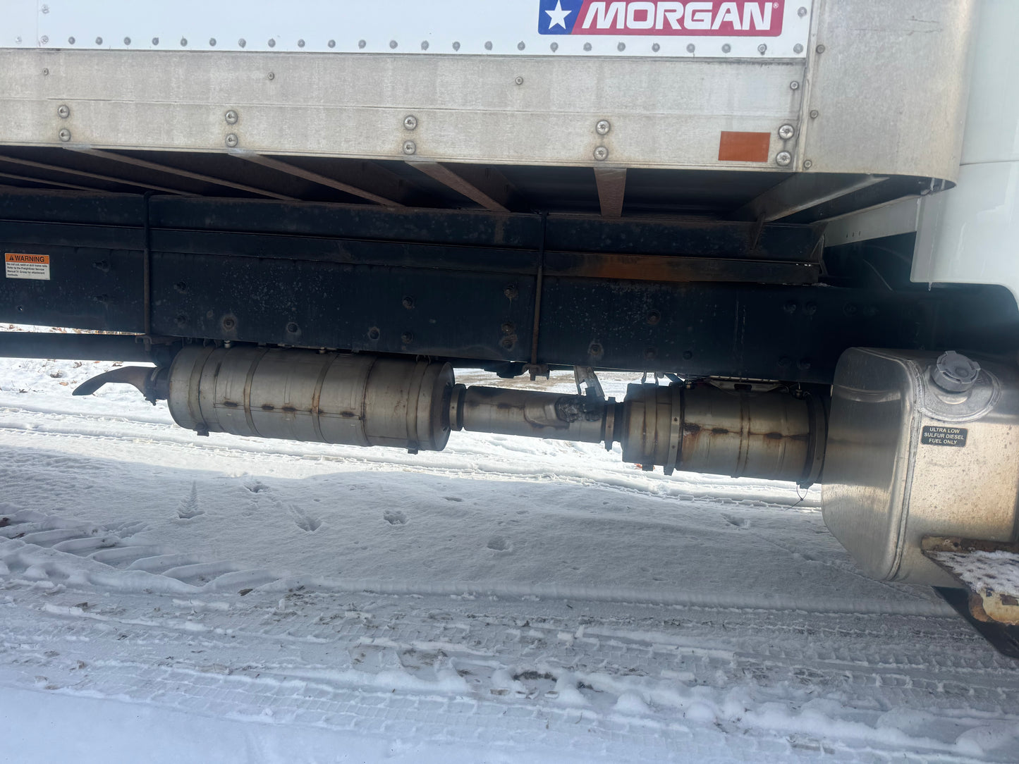 2015 Freightliner m2 106 26’ box truck non-cdl