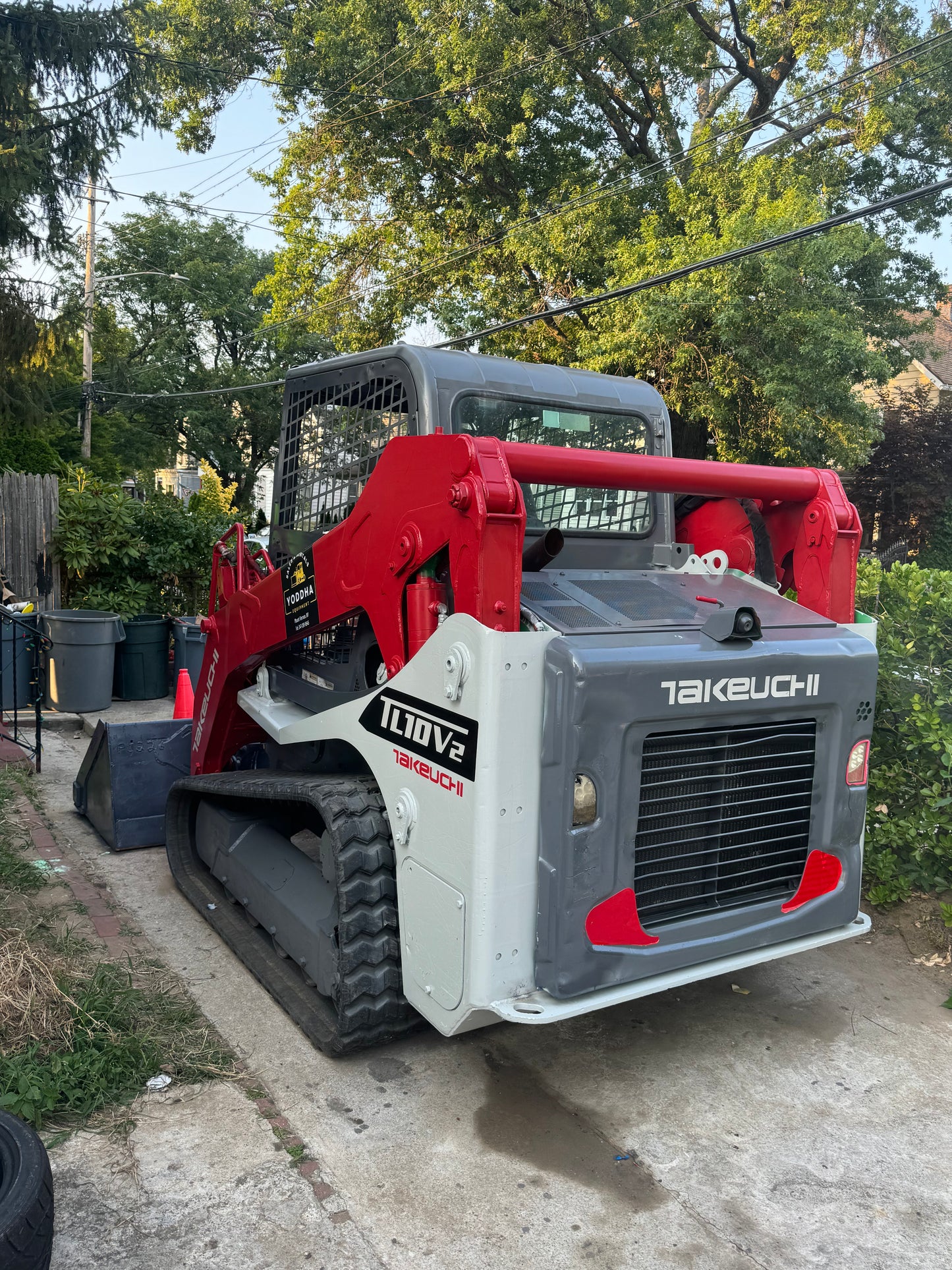 2017 Takeuchi TL10V-2