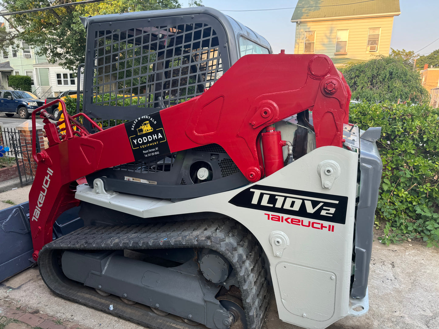 2017 Takeuchi TL10V-2