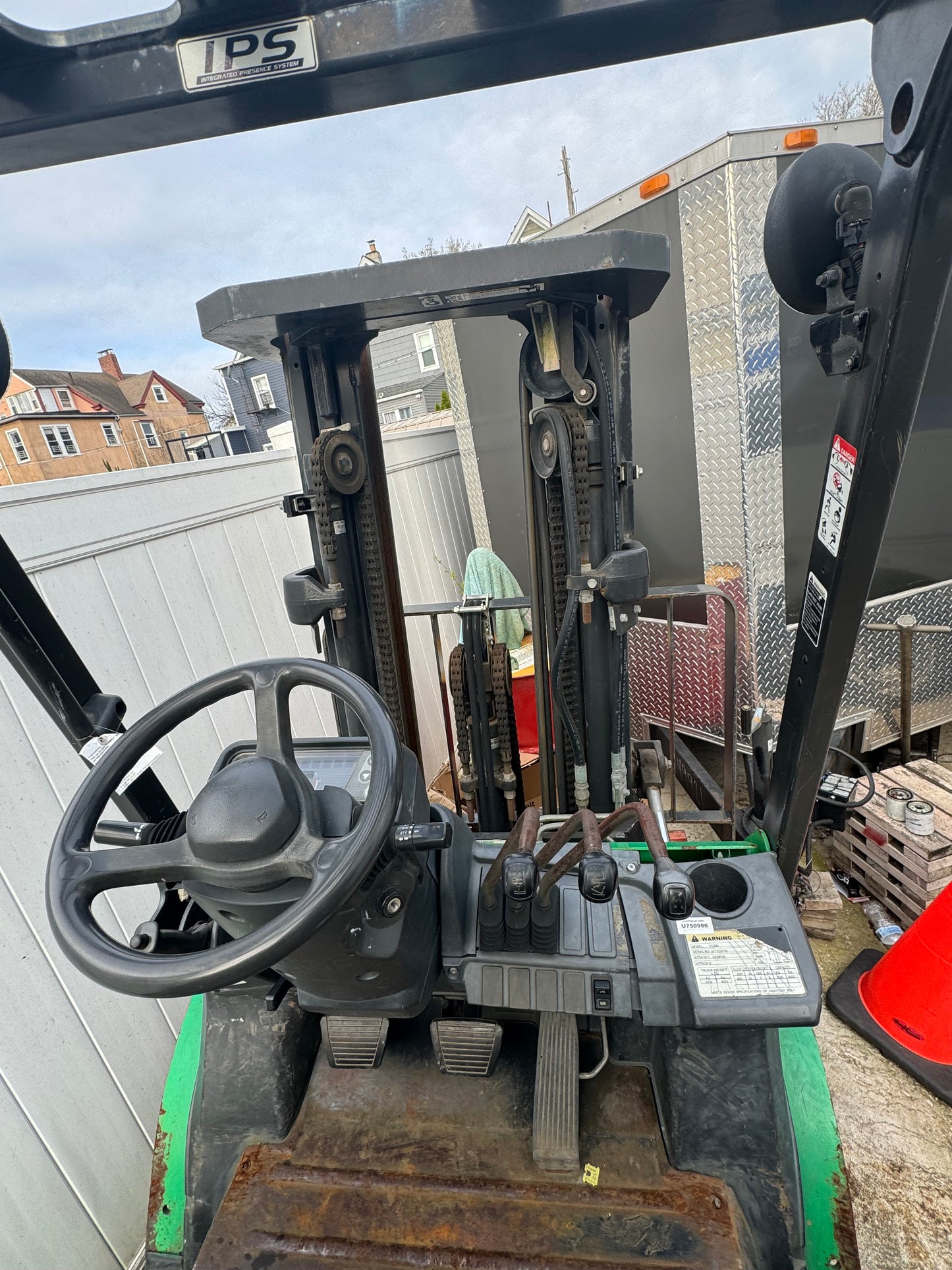 2012 Mitsubishi FG25N 4600 lb Pneumatic Tire Forklift