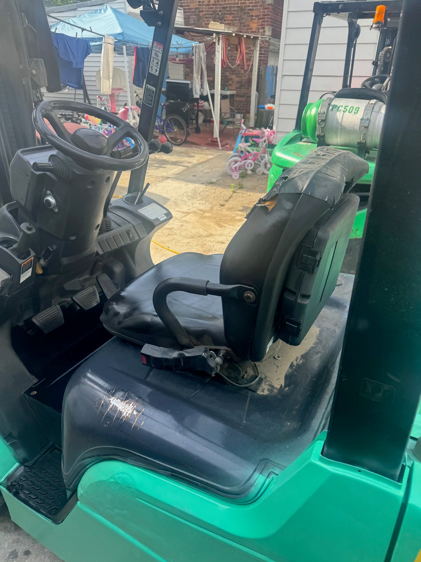 2013 Mitsubishi FG25N 3950 lb capacity forklift