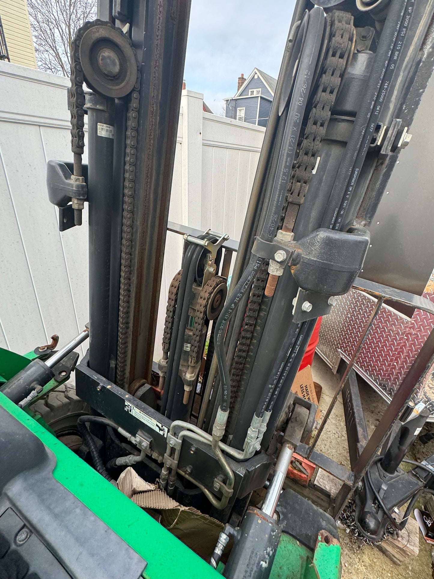 2012 Mitsubishi FG25N 4600 lb Pneumatic Tire Forklift